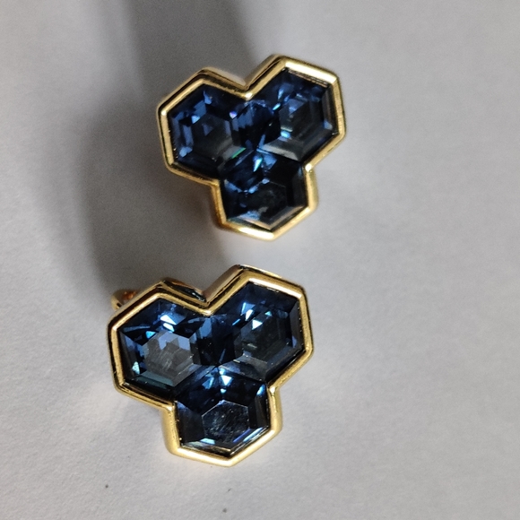 Vintage Swarovski S.A.L Honeycomb Hexagon Earrings - Picture 7 of 13